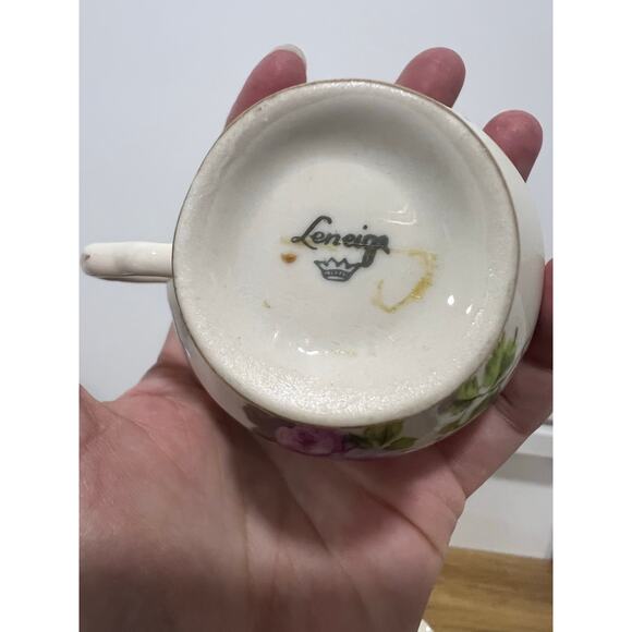 Vintage Leneige Tea Cup and Saucer; Floral Gold - Picture 5 of 11